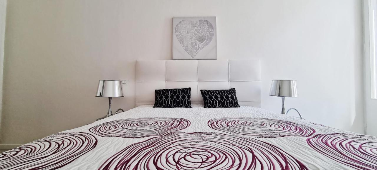 Casa Bianca - 2 Bedroom Design Apartment ترييستي المظهر الخارجي الصورة