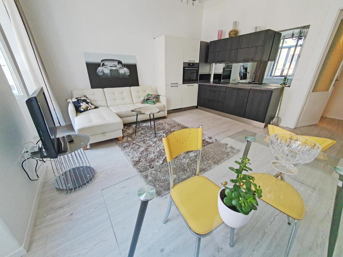 Casa Bianca - 2 Bedroom Design Apartment ترييستي المظهر الخارجي الصورة